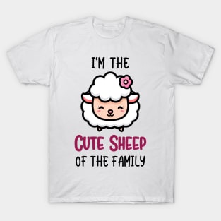 The Cute Sheep In The Family Funny Kids Motif T-Shirt